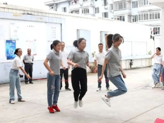 趣享運動(dòng)，喜迎亞運— —康宏電子第三屆員工運動(dòng)會(huì )